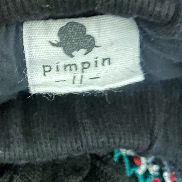 Black Christmas tule Skirt  Festive Embroidery teared - Picture 4 of 5